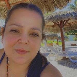 Meet your Posher, Gabriela